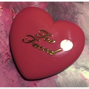 Too faced loved flush blush your love is king